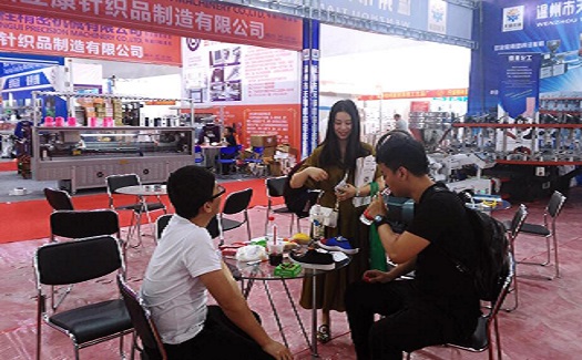 中非經(jīng)貿(mào)港前往臺(tái)州鞋機(jī)展宣傳，為企業(yè)提供外經(jīng)貿(mào)綜合服務(wù)