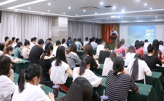 跨境電商達人濮志江傳授“互聯(lián)網(wǎng)+國際貿(mào)易”精髓